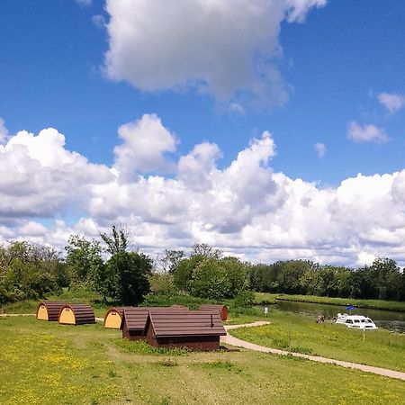 La Halte Du Canal Luthenay-Uxeloup Екстериор снимка
